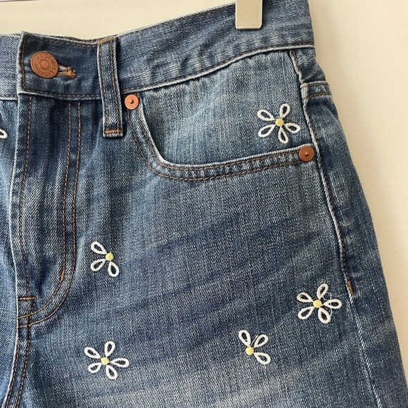 Madewell The Perfect Jean Short Daisy Embroidered Edition Size 26 - Picture 3 of 7
